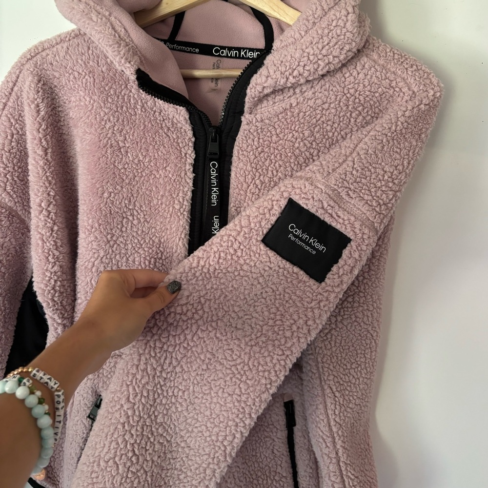 🌸 CALVIN KLEIN, SHERPA ZIP-UP 🌸